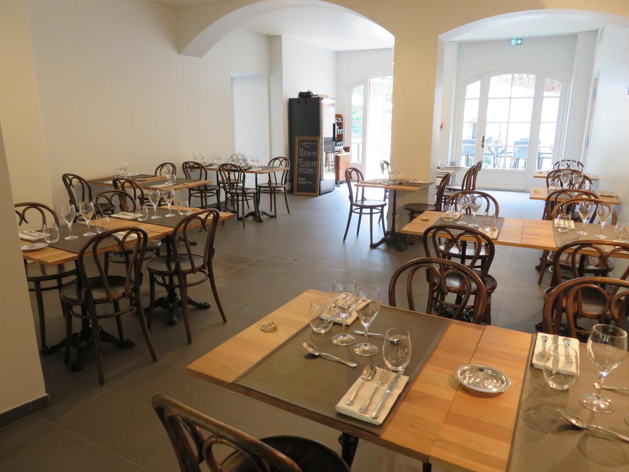 Отель Le Relais De Montignac Экстерьер фото
