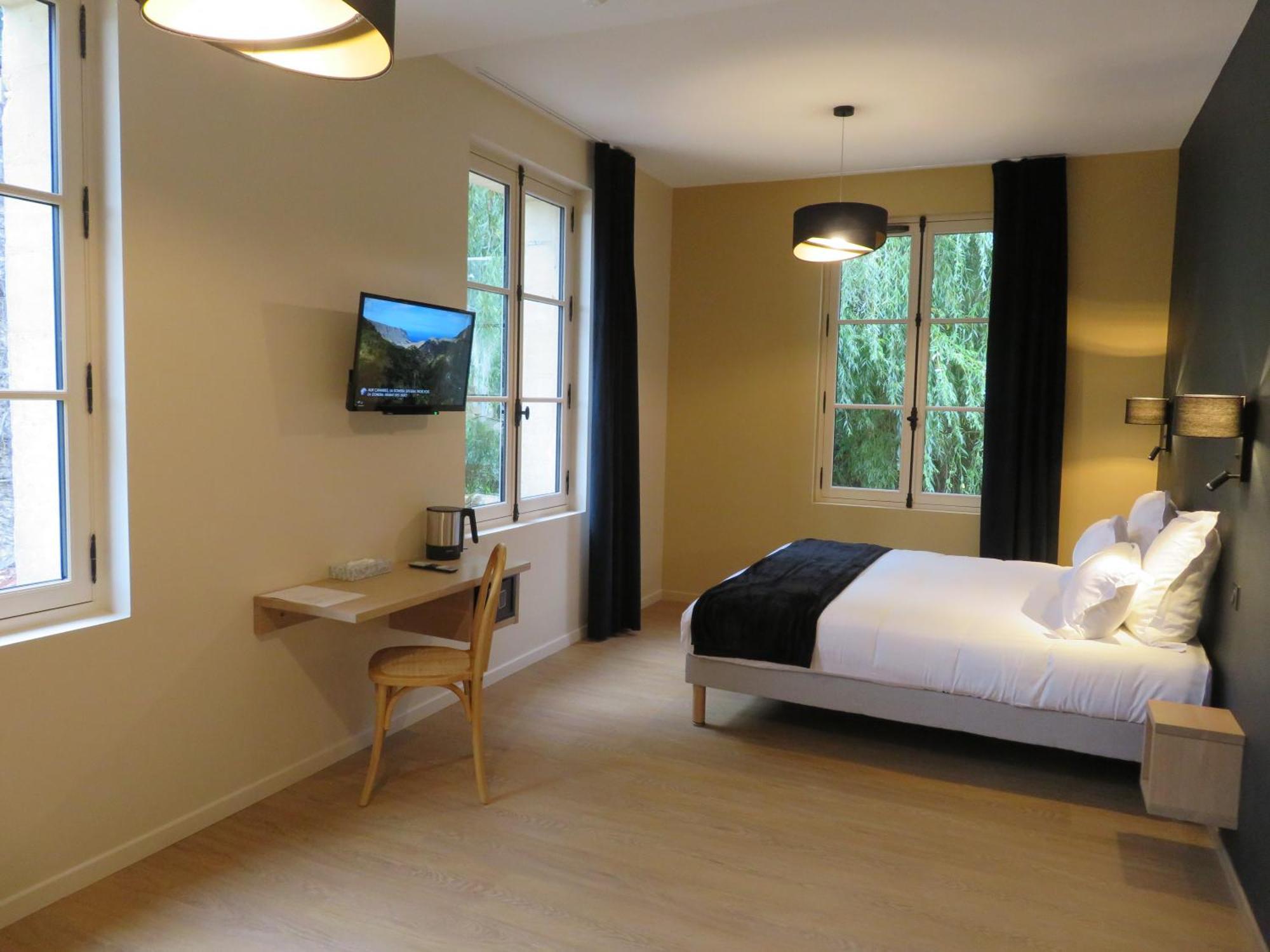Отель Le Relais De Montignac Экстерьер фото