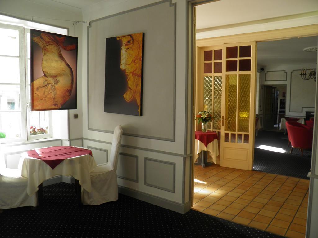 Отель Le Relais De Montignac Экстерьер фото