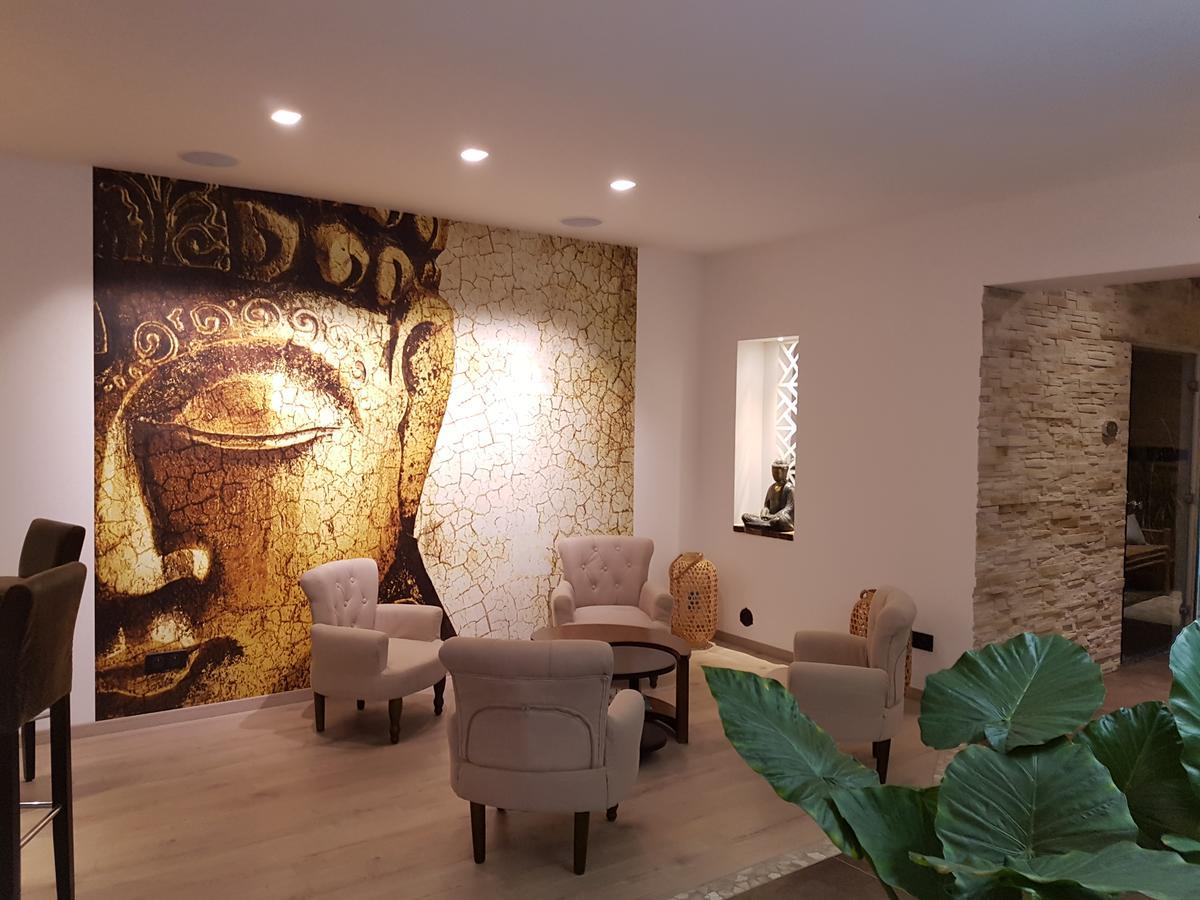 Отель Le Relais De Montignac Экстерьер фото